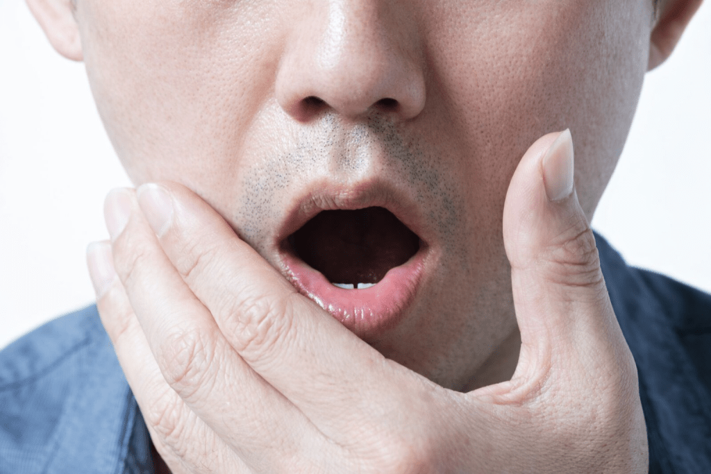 혀 밑 지방종 수술